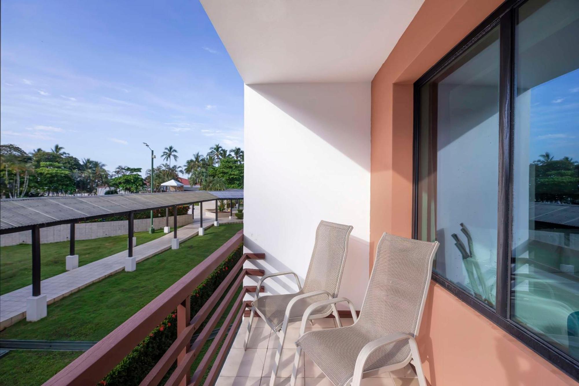 Best Western Jaco Beach All Inclusive Resort Exteriör bild